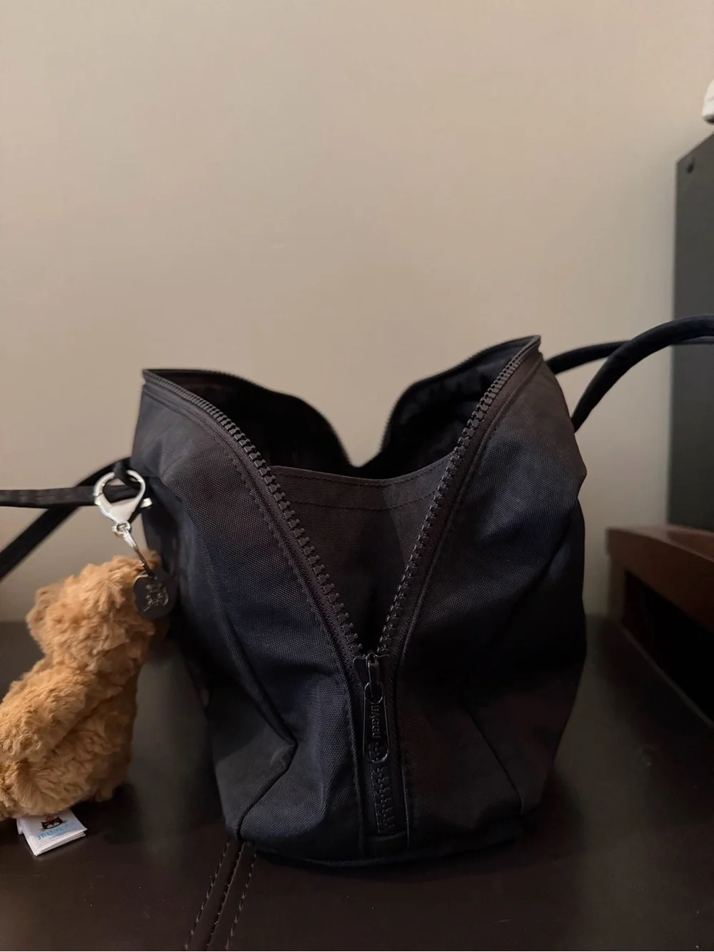 BAGGU gently used